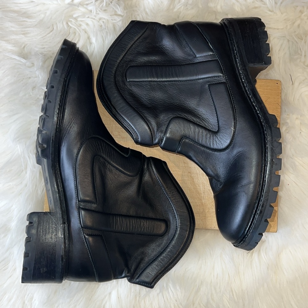 Fendi Slip On Lug Sole Moto Boot - Picture 5 of 10